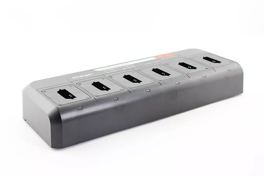 Axcom Tischladegerät für 6 Sepura Akkus: STP8000, STP9000, SC2020